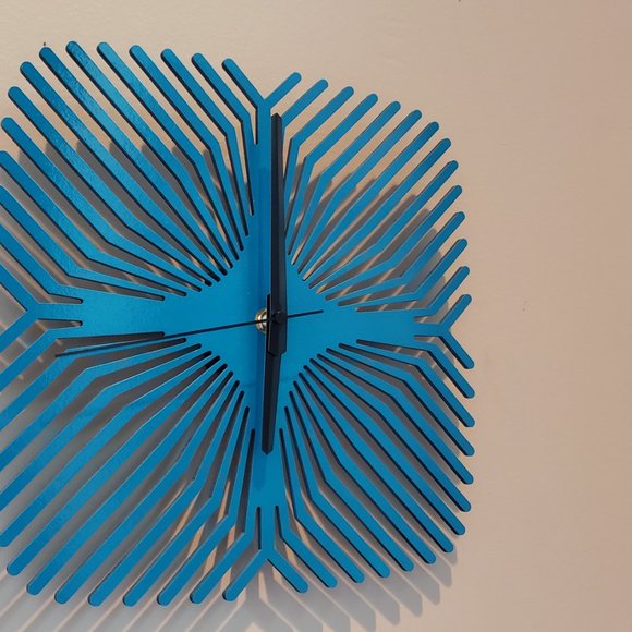 Custom Geometric Pattern Clock - Picture 2 of 4